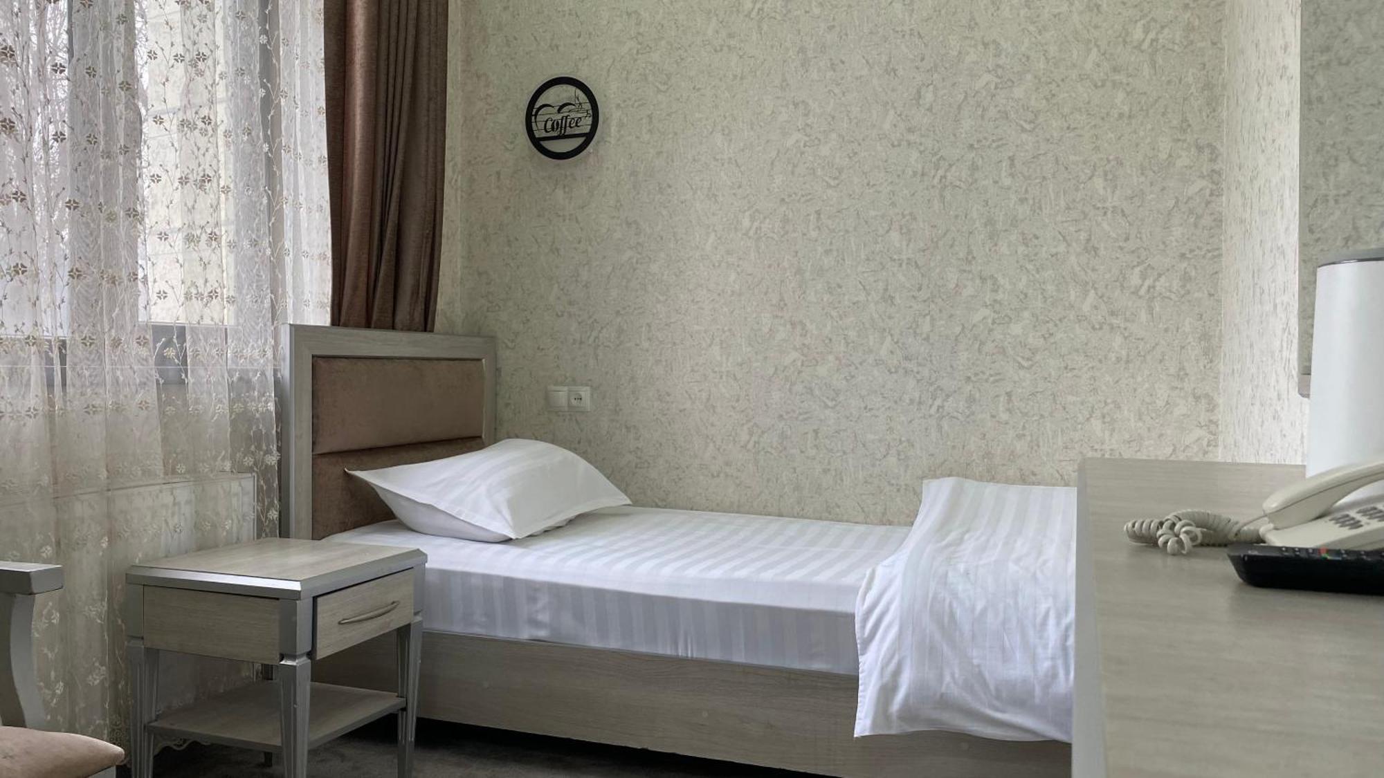 DIYOR Hotel Margilan Marghilon Dış mekan fotoğraf