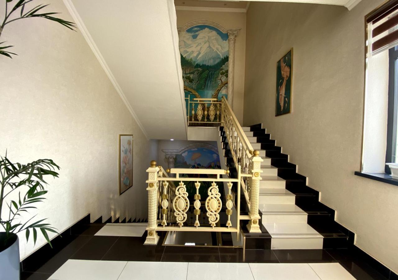 DIYOR Hotel Margilan Marghilon Dış mekan fotoğraf