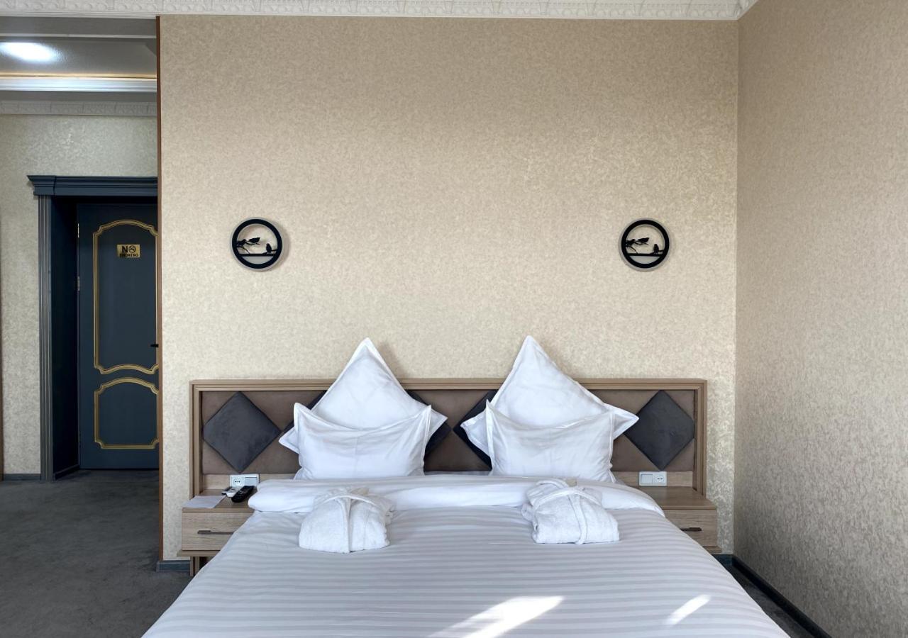 DIYOR Hotel Margilan Marghilon Dış mekan fotoğraf